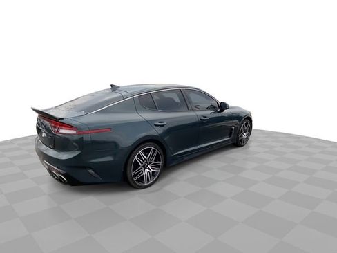 Used 2022 Kia Stinger GT1 image 2