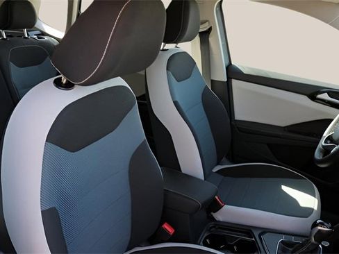 Used 2025 Volkswagen Taos S image 18