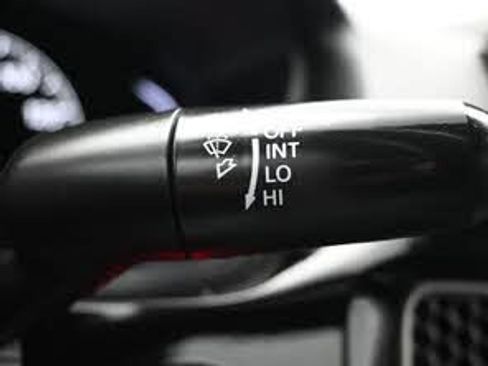 Used 2022 Honda Civic Sport image 14