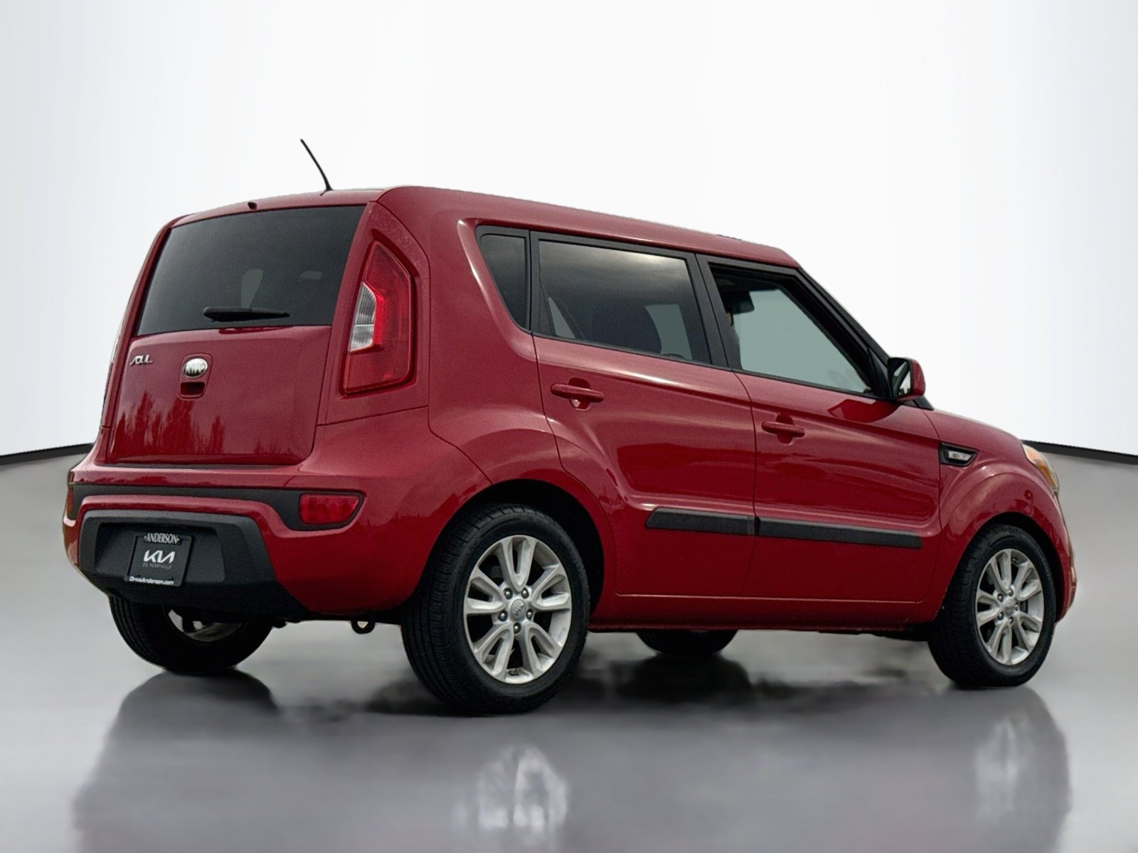 Used 2013 Kia Soul FWD image 7