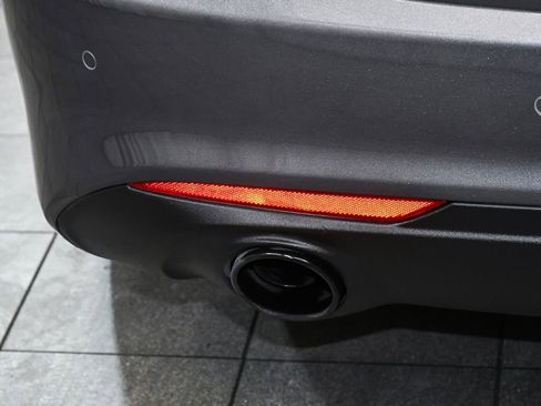 Used 2024 Alfa Romeo Giulia Ti AWD/4WD image 78