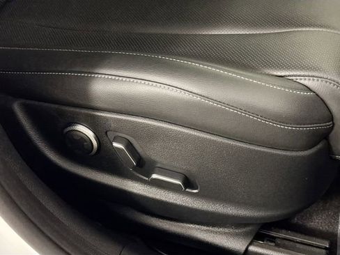 Used 2023 Genesis G80 2.5T image 41