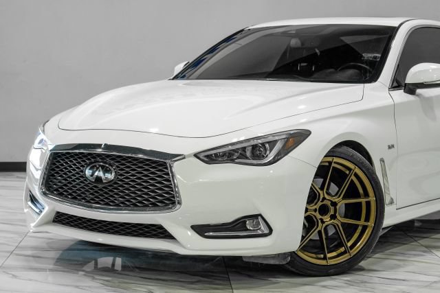 Used 2019 INFINITI Q60 3.0t Luxe RWD image 7