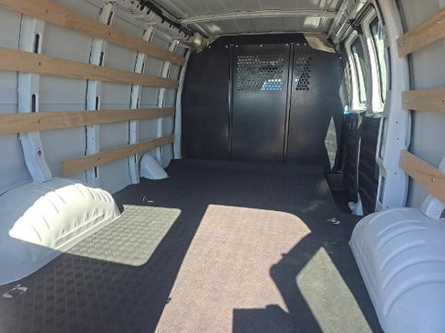 Used 2025 Chevrolet Express 2500 w/ Driver Convenience Package RWD image 9