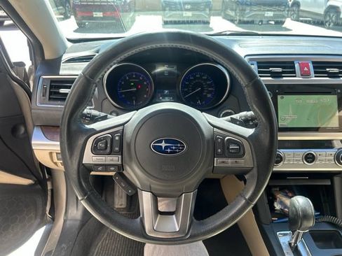 Used 2017 Subaru Outback 3.6R Limited AWD/4WD image 8