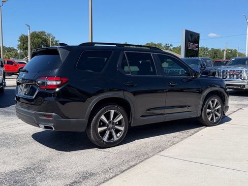 Used 2023 Honda Pilot Sport image 5