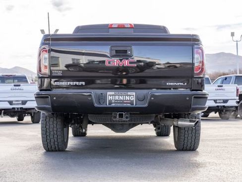 Used 2018 GMC Sierra 1500 Denali image 32