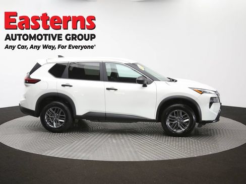 Used 2024 Nissan Rogue S AWD/4WD image 46