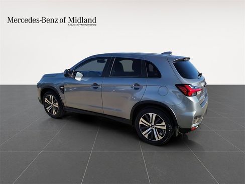Used 2022 Mitsubishi Outlander Sport ES image 6