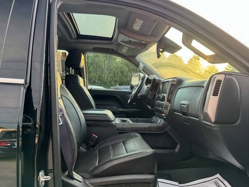 Used 2016 GMC Sierra 2500 Denali AWD/4WD image 17