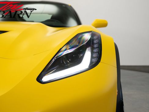 Used 2015 Chevrolet Corvette Z06 w/ 3LZ Preferred Equipment Group image 18