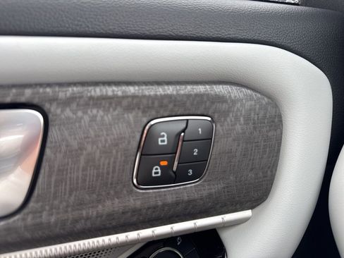 New 2026 Ford Explorer Platinum w/ LUX Leather Package image 9