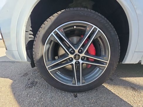 Used 2025 Audi Q5 e Premium Plus w/ Premium Plus Package image 22