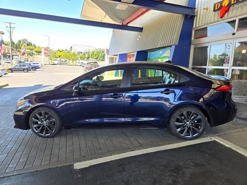 Used 2023 Toyota Corolla XSE w/ Carpet Mat Package (TMS) image 8