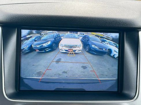Used 2018 Chevrolet Tahoe Premier image 25