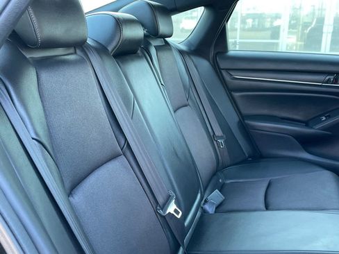 Used 2022 Honda Accord Sport image 15