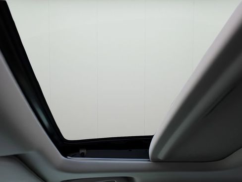 Used 2019 Honda HR-V EX-L image 11