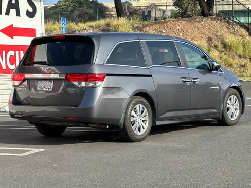 Used 2016 Honda Odyssey SE image 5