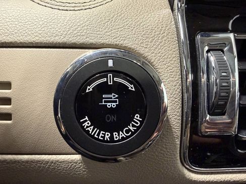 Used 2022 Lincoln Navigator L Reserve AWD/4WD image 51