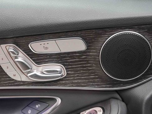 Certified 2022 Mercedes-Benz GLC 300 image 28