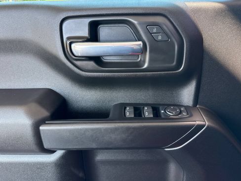Used 2022 Chevrolet Silverado 1500 Custom w/ LPO, Dark Essentials Package AWD/4WD image 17