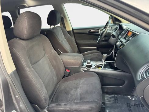 Used 2016 Nissan Pathfinder S AWD/4WD image 10