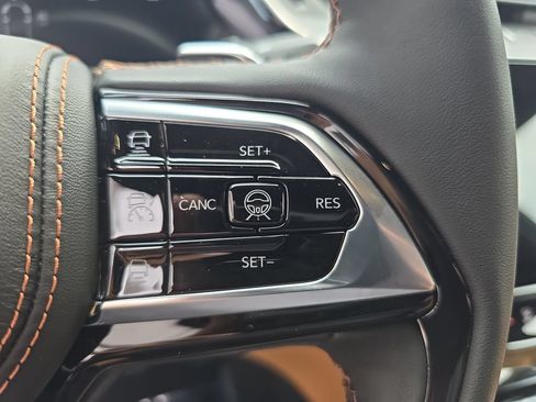 New 2026 Jeep Grand Cherokee L Summit AWD/4WD image 20