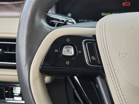 Used 2023 Lincoln Aviator Reserve w/ Equipment Group 201A image 33