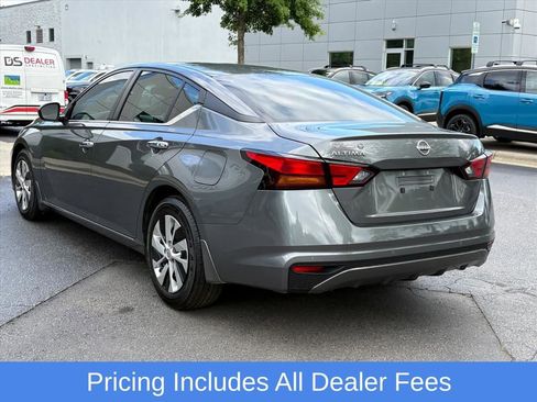 Used 2023 Nissan Altima 2.5 S FWD image 6