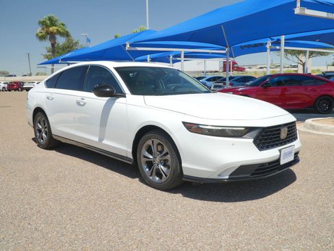 Used 2024 Honda Accord EX-L image 3