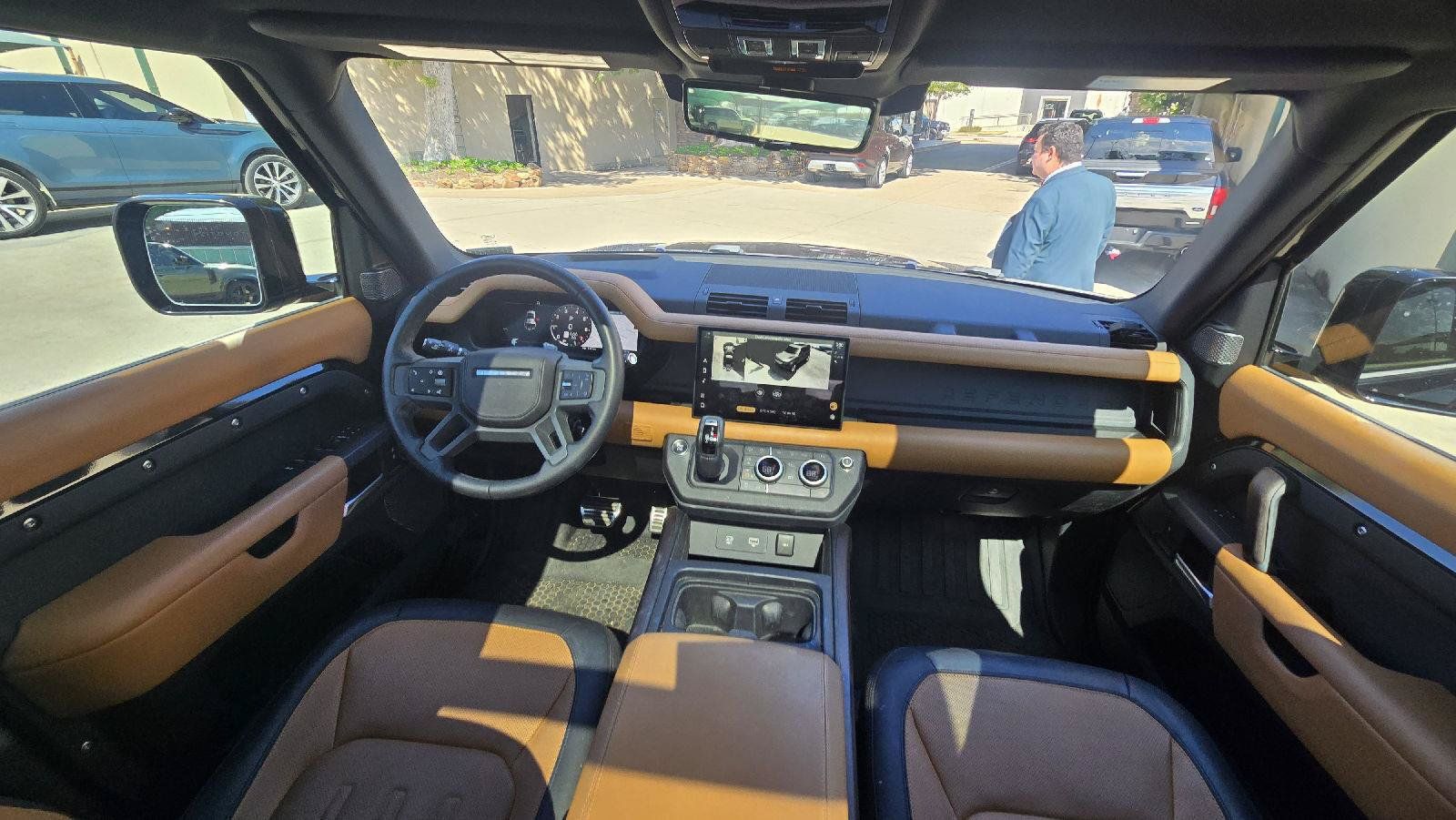 Certified 2024 Land Rover Defender 110 X AWD/4WD image 11
