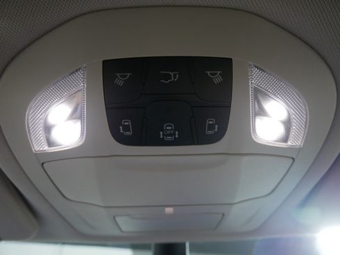 Used 2024 Chrysler Voyager LX FWD image 29