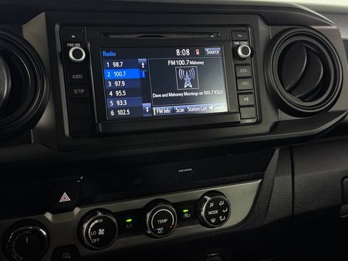 Used 2019 Toyota Tacoma SR AWD/4WD image 18