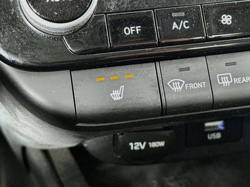 Used 2021 Hyundai Elantra SEL w/ Convenience + Premium Package FWD image 19