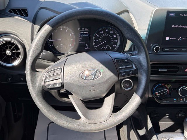 Used 2023 Hyundai Kona SEL AWD/4WD image 31