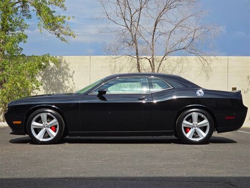 Used 2008 Dodge Challenger SRT8 RWD image 7