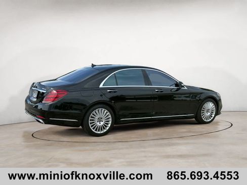 Used 2020 Mercedes-Benz S 560 4MATIC Sedan image 3