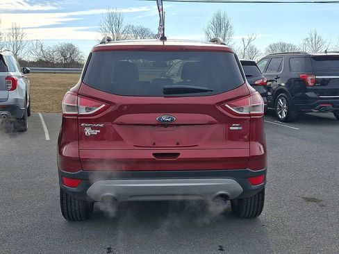 Used 2016 Ford Escape SE w/ Equipment Group 201A image 5