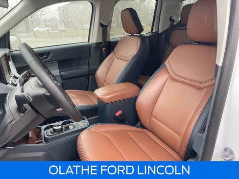 Used 2023 Ford Maverick Lariat w/ Lariat Luxury Package image 21