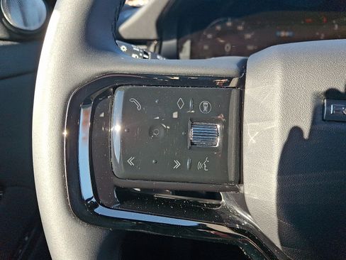 Used 2025 Land Rover Range Rover Evoque Dynamic SE image 21