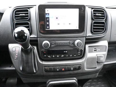 Used 2025 RAM ProMaster 2500 w/ Convenience Group FWD image 13