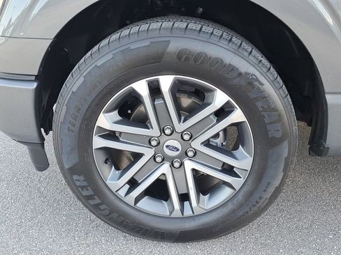 Certified 2021 Ford F150 XL w/ STX Appearance Package image 4