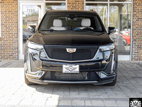 Used 2020 Cadillac XT6 Sport image 2