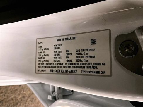 Used 2023 Tesla Model 3 Standard Range RWD image 31