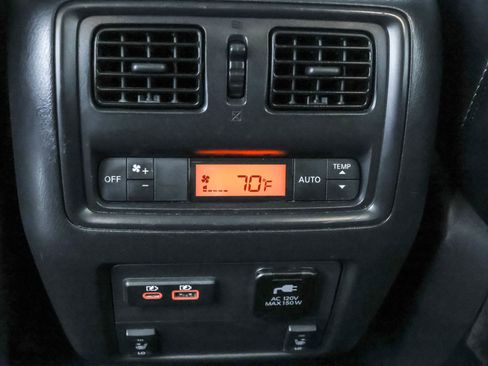 Used 2019 Nissan Pathfinder SL image 42