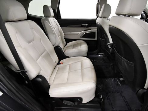 Used 2021 Kia Telluride SX w/ Towing Package AWD/4WD image 19