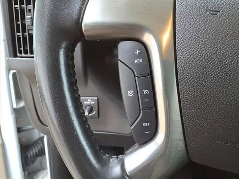 Used 2019 Chevrolet Express 2500 w/ Driver Convenience Package image 17