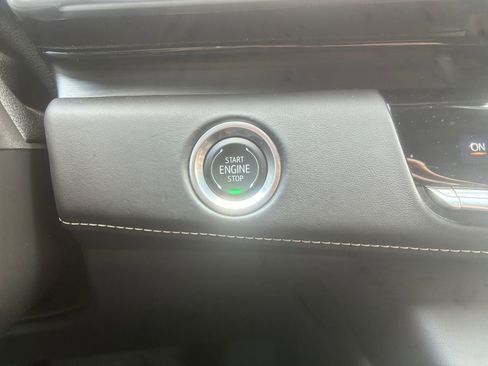 Used 2024 Cadillac Escalade Sport Platinum AWD/4WD image 24