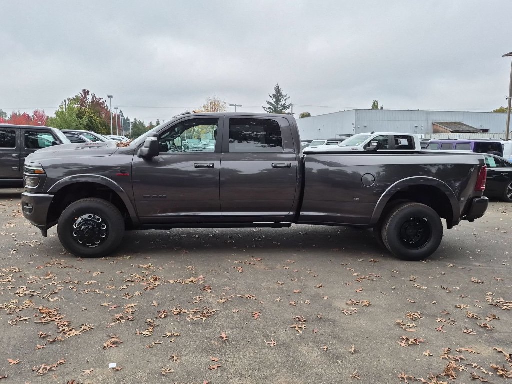 New 2027 RAM 3500 Limited AWD/4WD image 4
