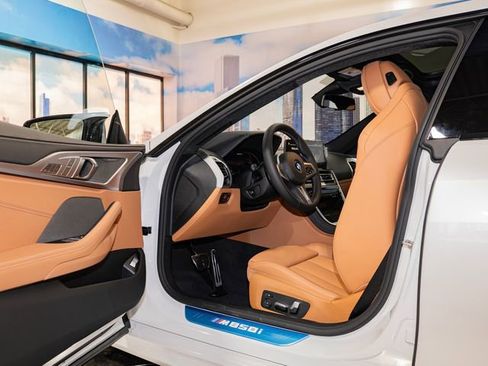 Used 2026 BMW M850i xDrive w/ Driving Assistance Package image 13